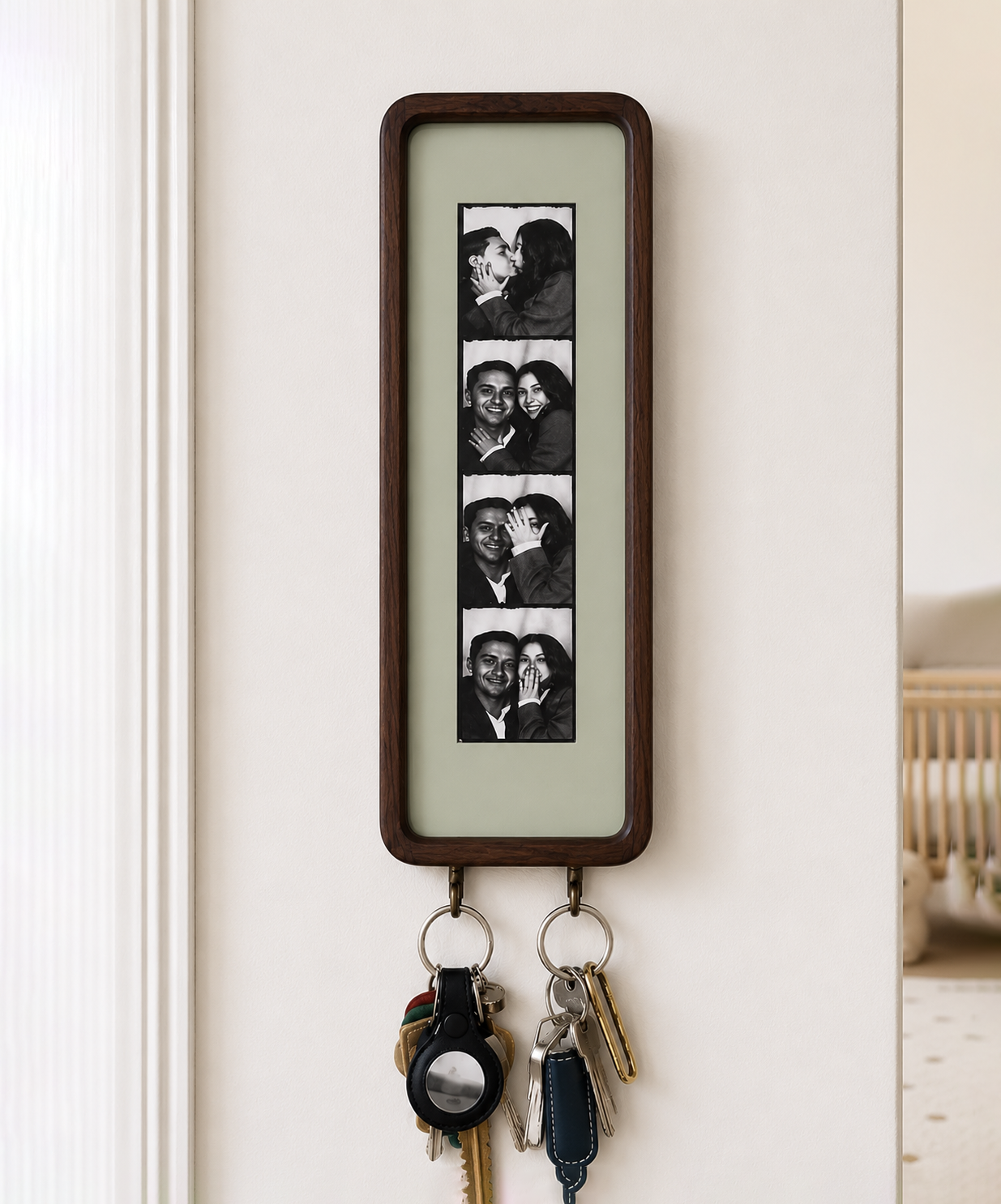 The MEMOA Frames